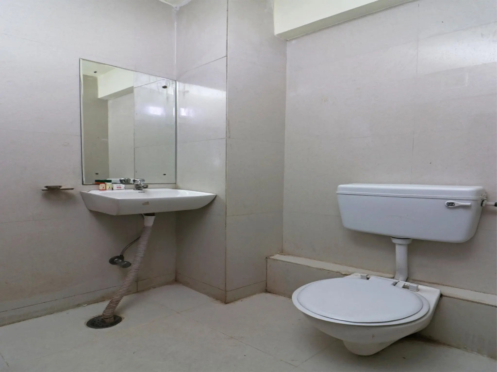 OYO 8219 Hotel Manan