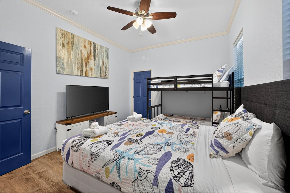 Seaglass Haven 2 Bedroom Home