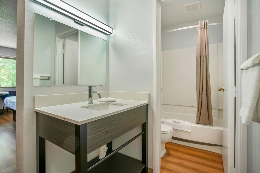 Motel 6-Gresham, OR - Portland