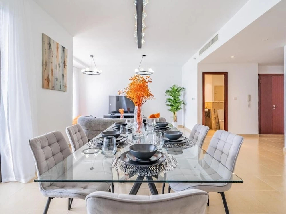 Spacious 2BR-Dubai Eye & Sea View -JBR