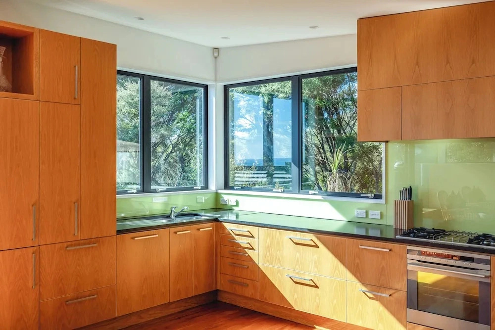 Hekereua Heights - Spa & Ocean Views