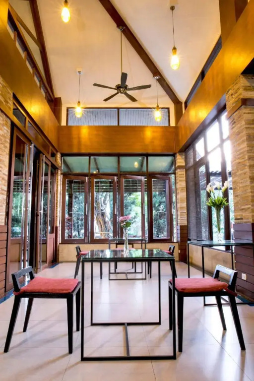Suparee Parkview Hotel