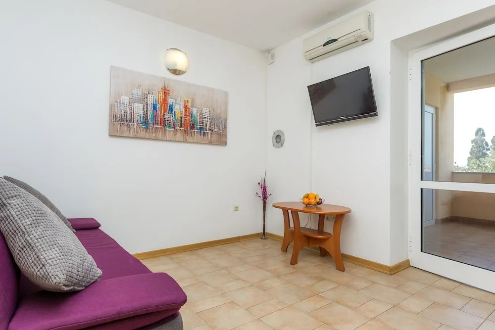 Apartments in City Center Ani