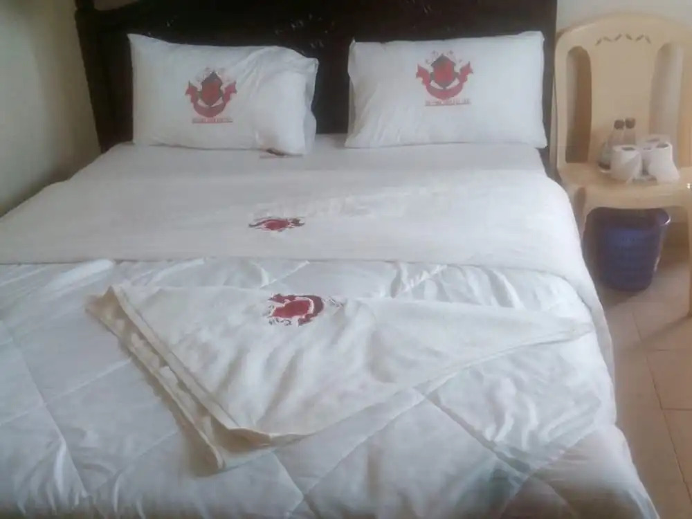 Club Icon Guest House