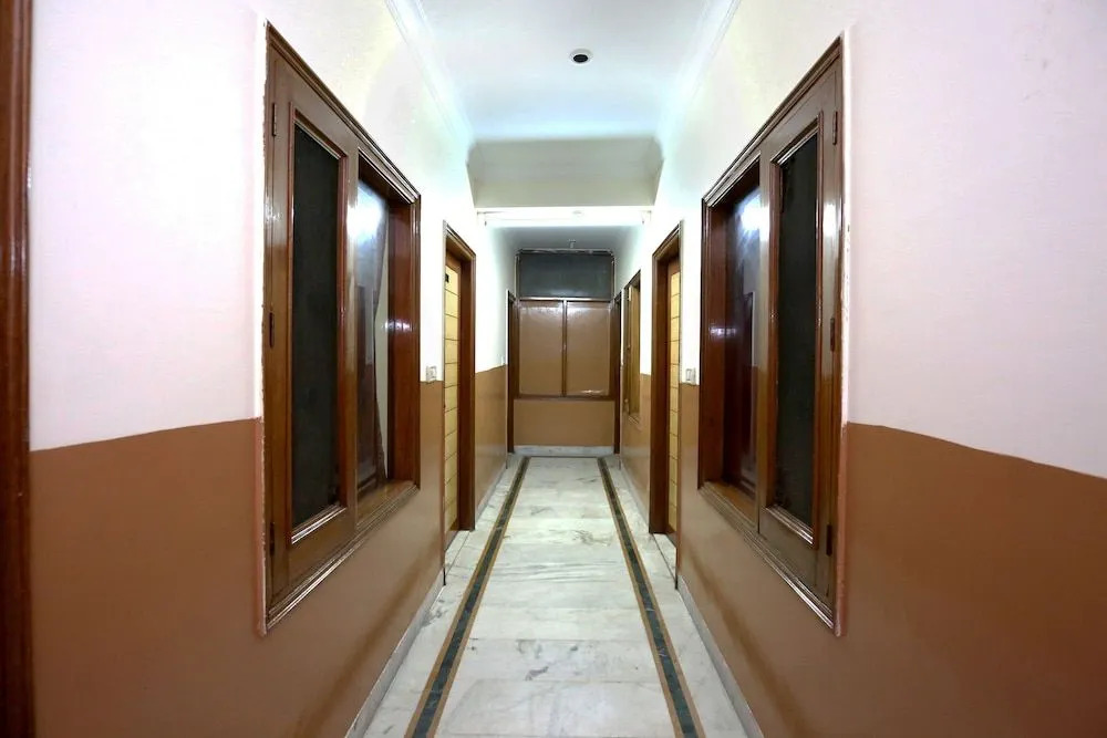 OYO 9638 Hotel Sun Valley