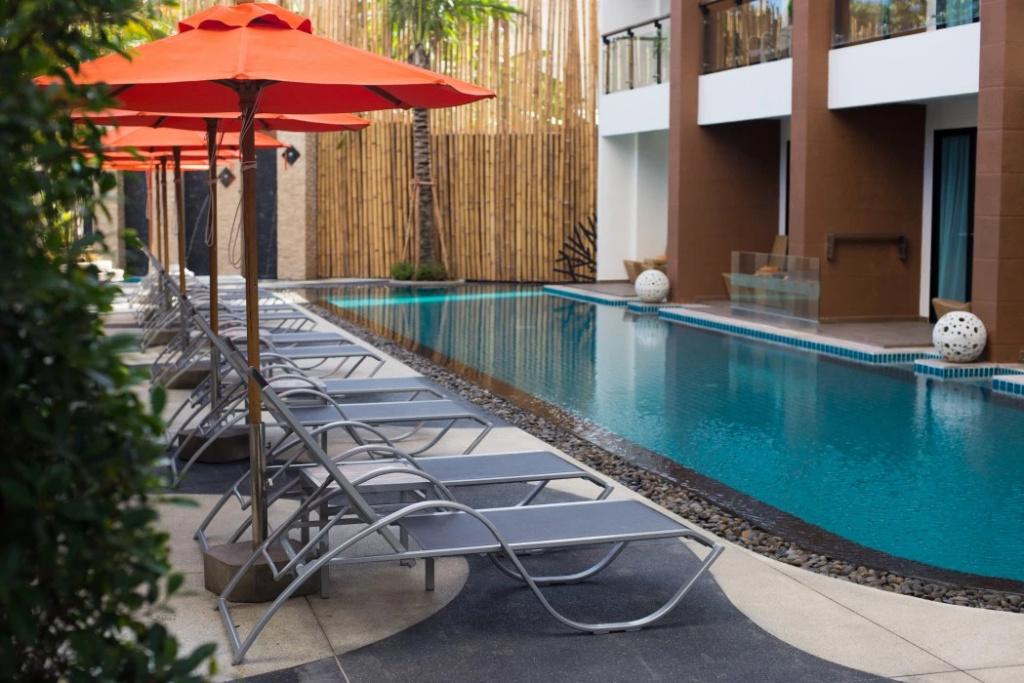 The Beach Heights Resort SHA Plus