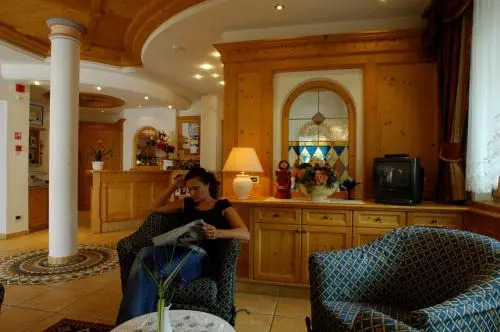 Hotel Falzares