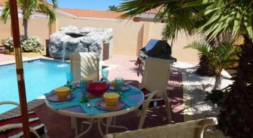 Private Esmeralda Villa