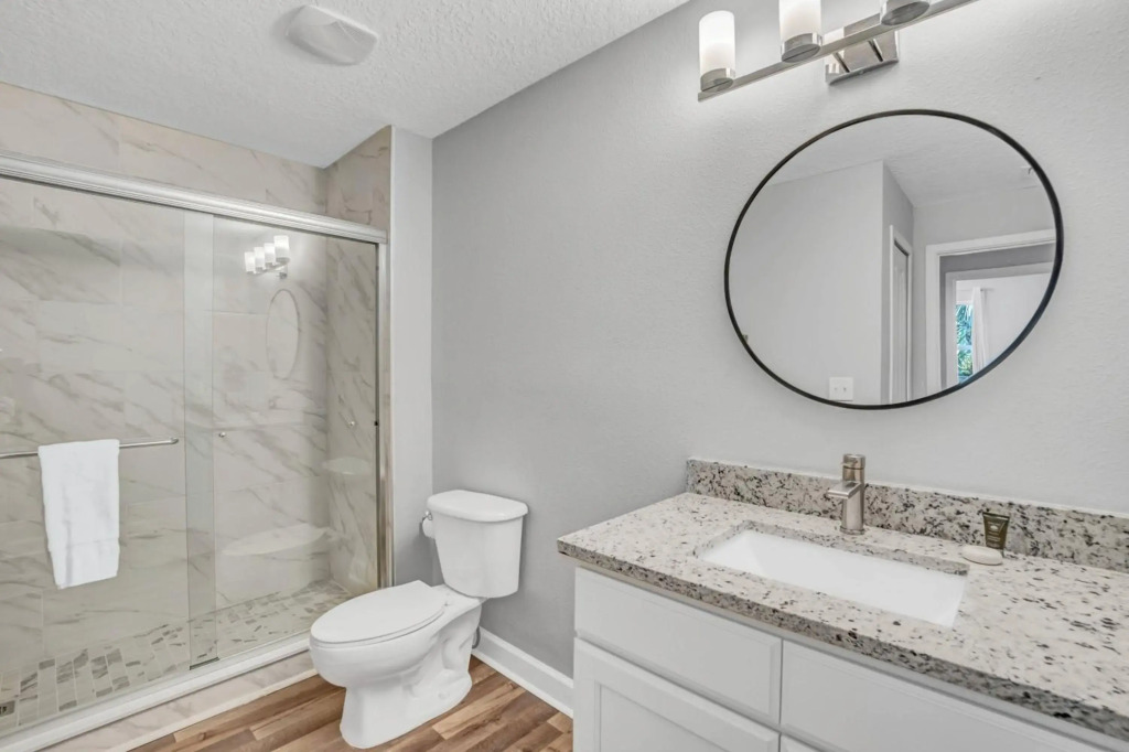 2 Bedroom Vacation Condo (2011)