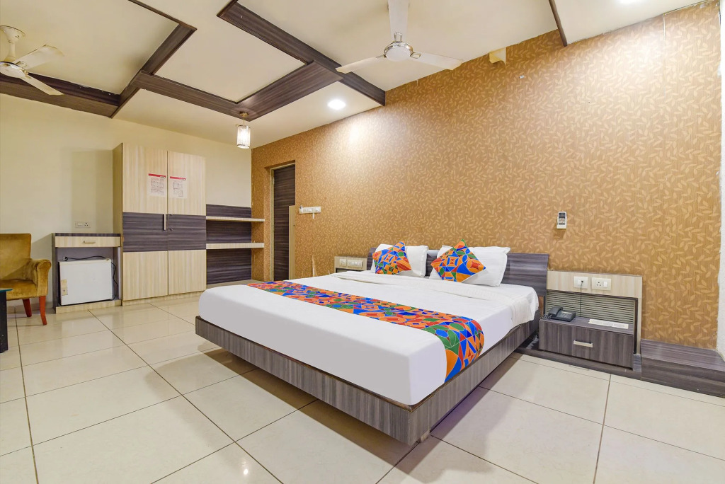 Treebo Trend Kia Residency