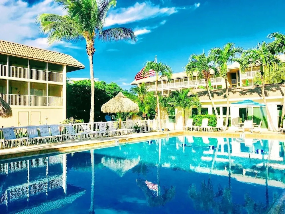 Sanibel Siesta on the Beach Unit 206 2 Bedrooms 2 Bathrooms Condo