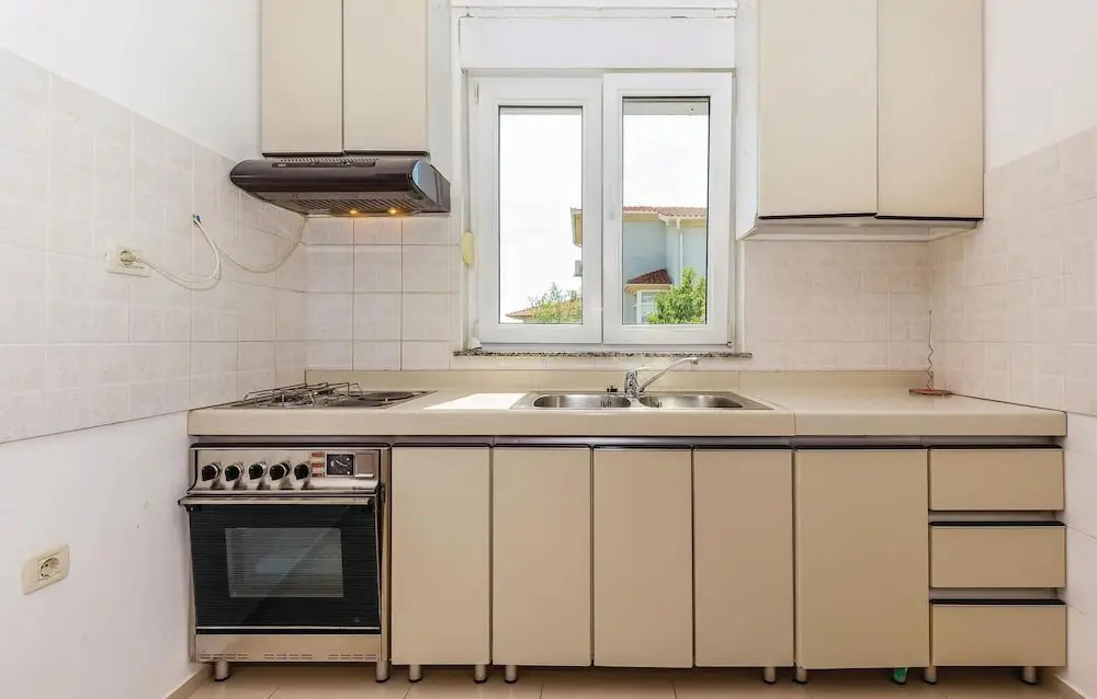 Stunning Home in Kostrena With Wifi and 2 Bedrooms
