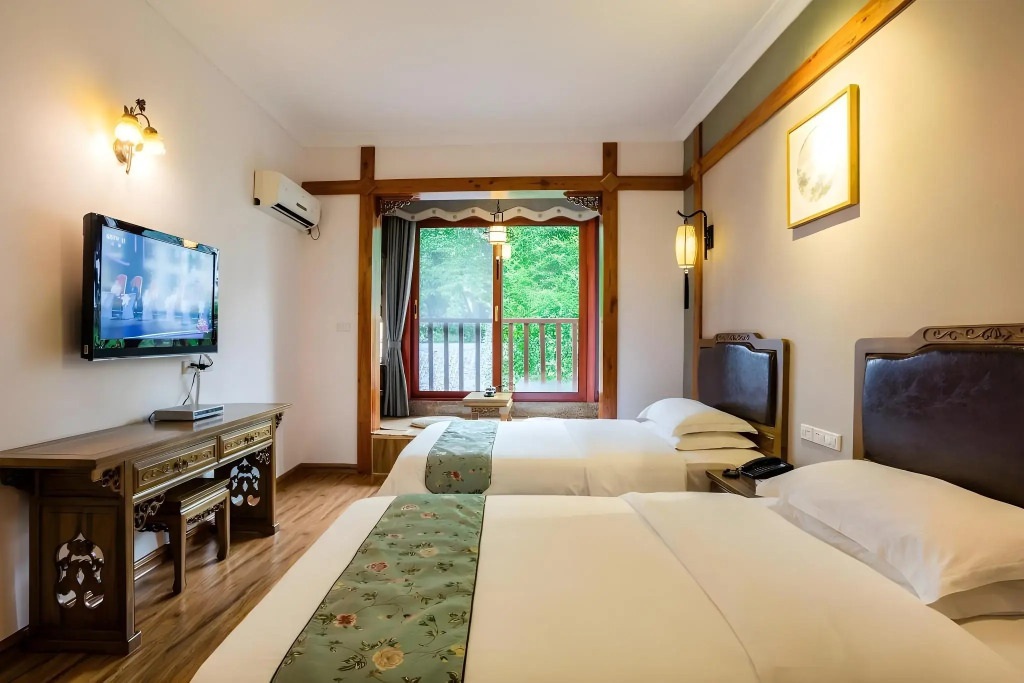 Yangshuo River View Hotel