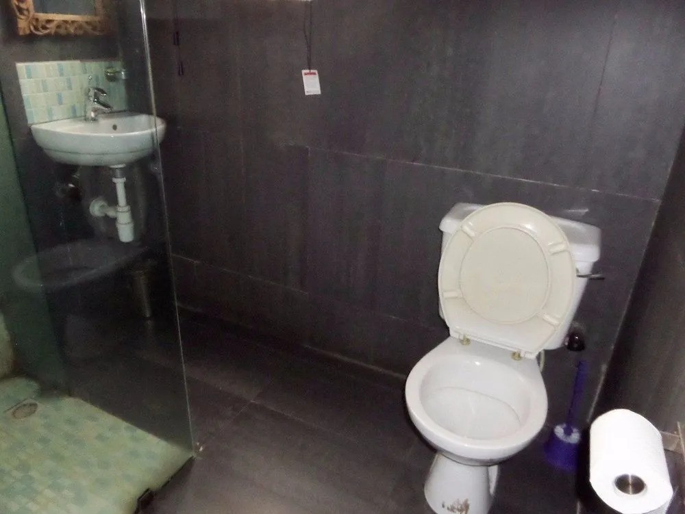 Precinct Comfort Services, Yaba