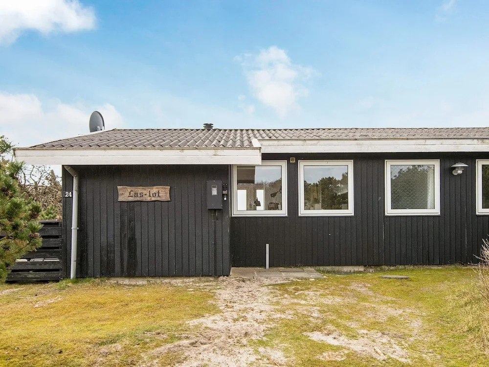 Deluxe Holiday Home in Jutland With Beach Nearby