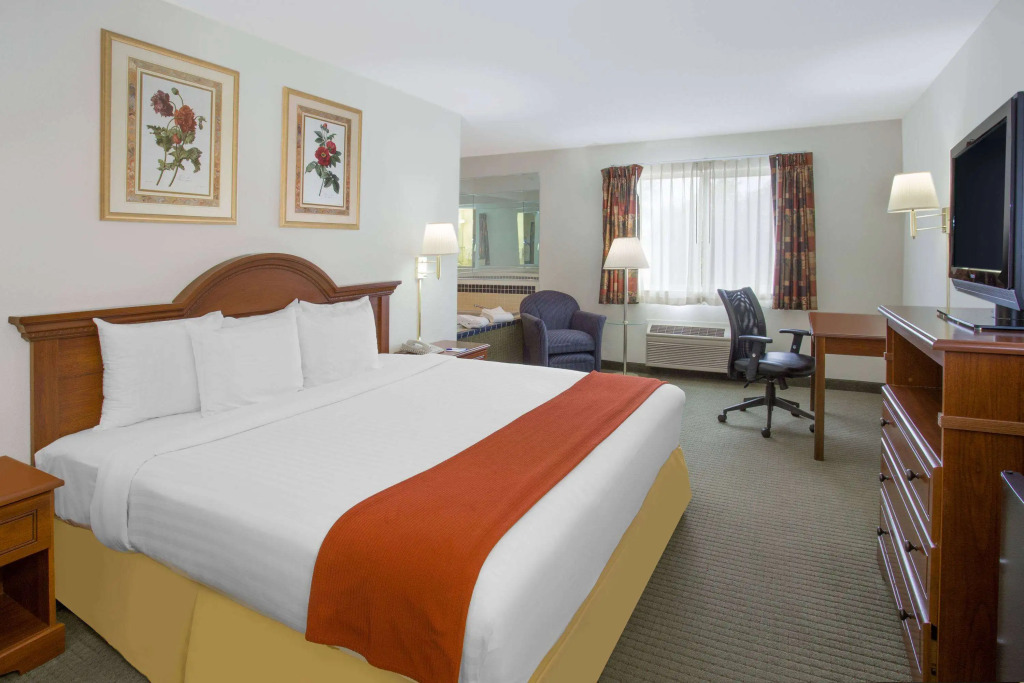 City Express By Marriott Freeport