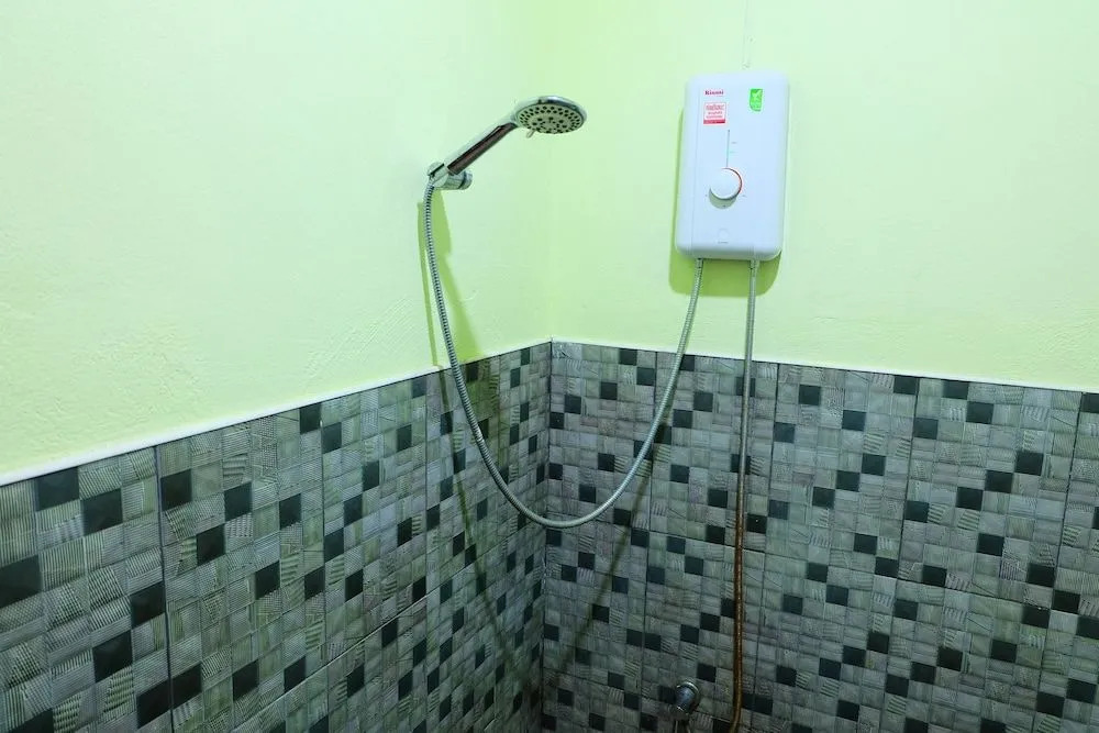 Buddy Inn