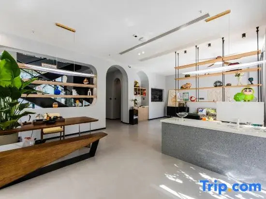 No. 73, Xiwuli · Moganshan French Light Luxury Courtyard Family-friendly Boutique Accommodation