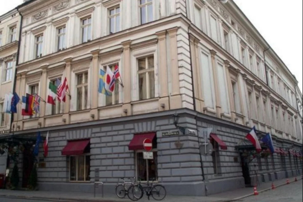 Grand Hotel
