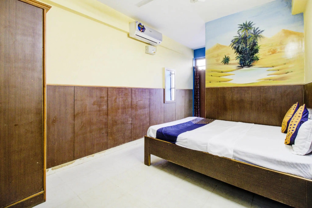 SPOT ON 75971 Golden Guest House