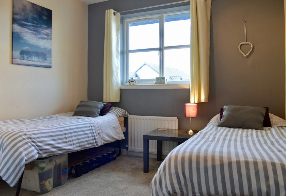 2 Bed Flat 5 mins Walk From Murrayfield Stadium, Free Parking