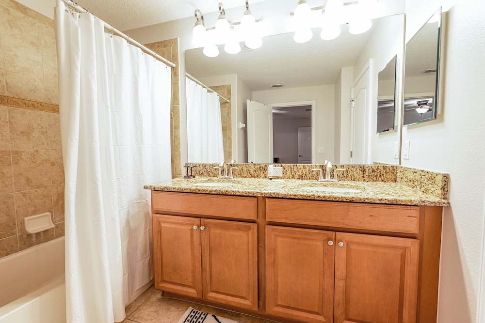 Flash 20 Off Beautiful Pvt Pool and Spa Home