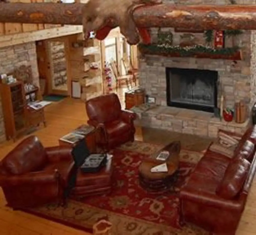 White River Lodge Bed and Breakfast
