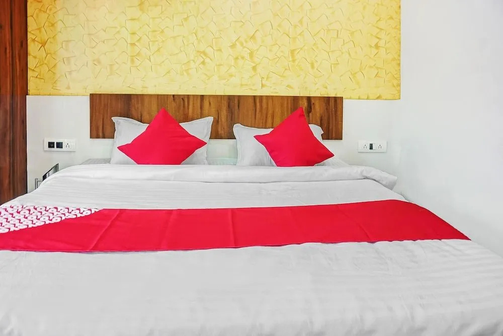 FabHotel Ceerock