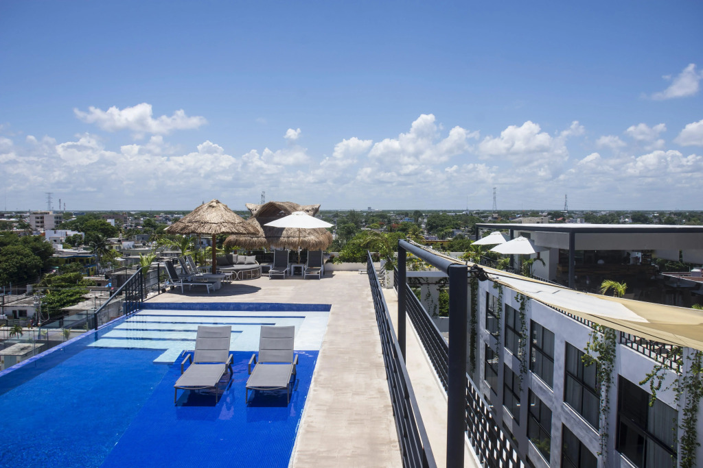 Hotel52