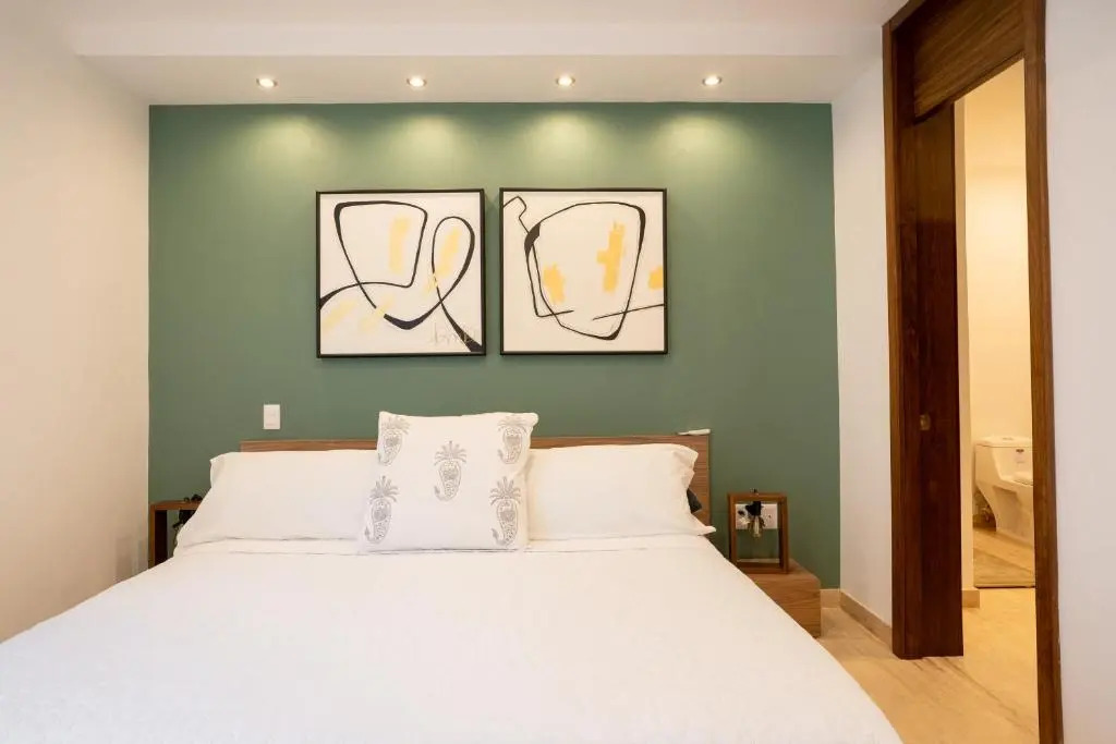 Brand new apartment with king size bed