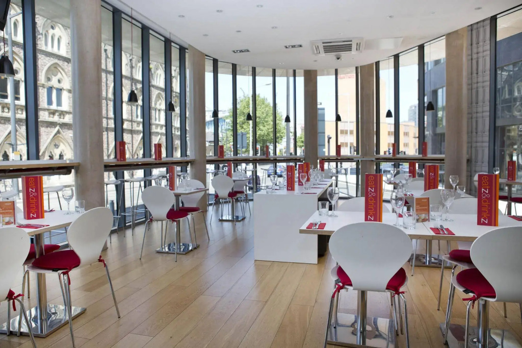 Four Points Flex by Sheraton Cardiff