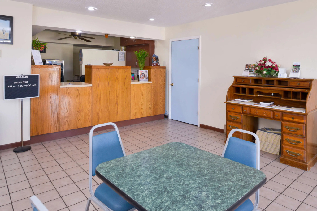 Americas Best Value Inn Sullivan
