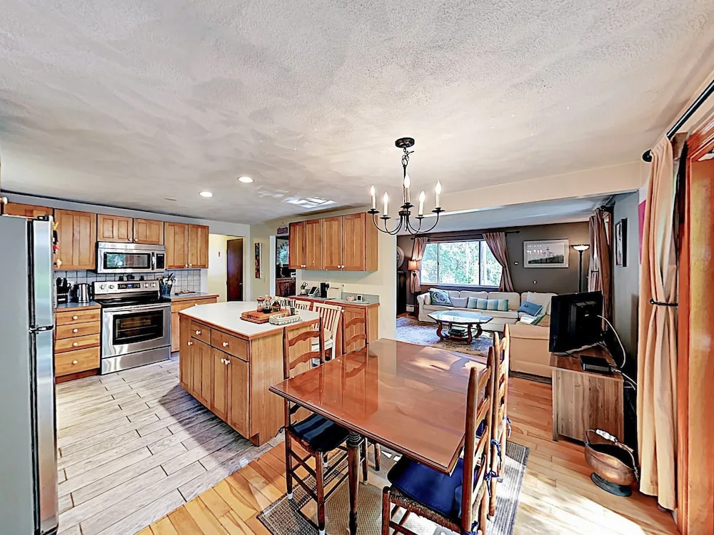 46 Paola Dr Home