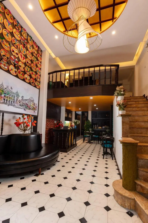 Hanoi Center Silk Lullaby Hotel and Travel
