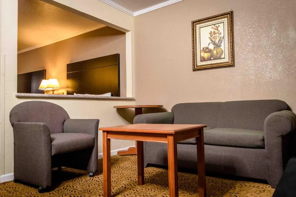Executive Inn & Suites Sacramento