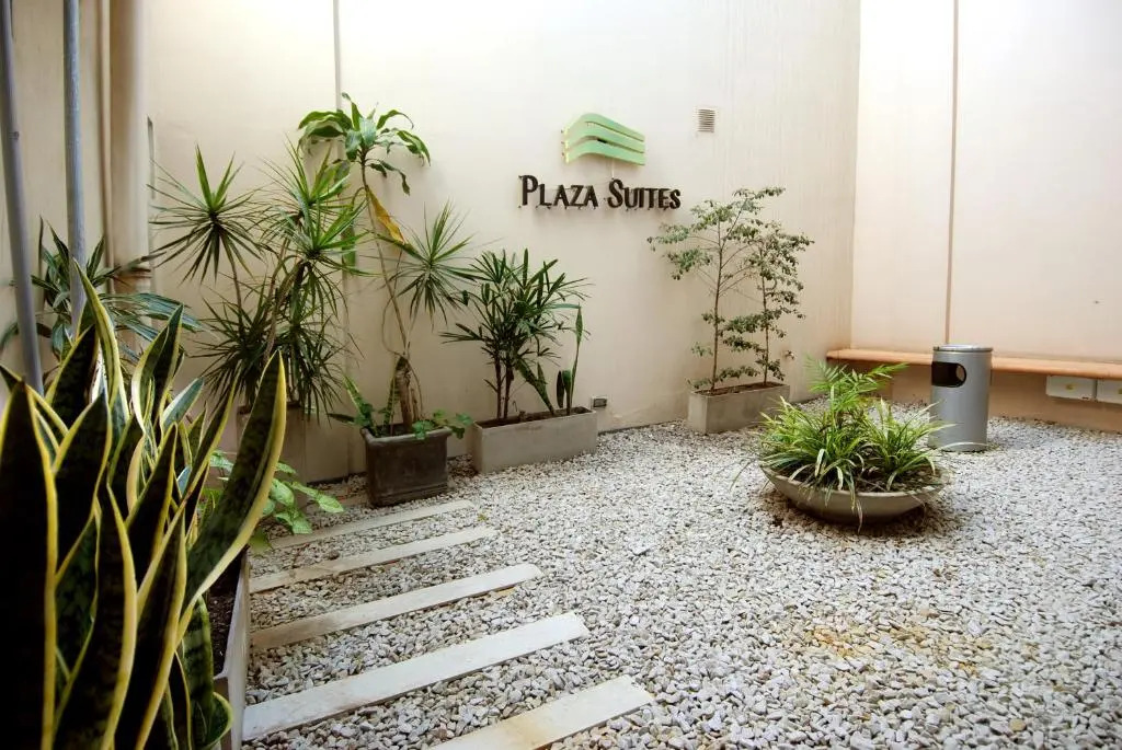 Plaza Suites Campana