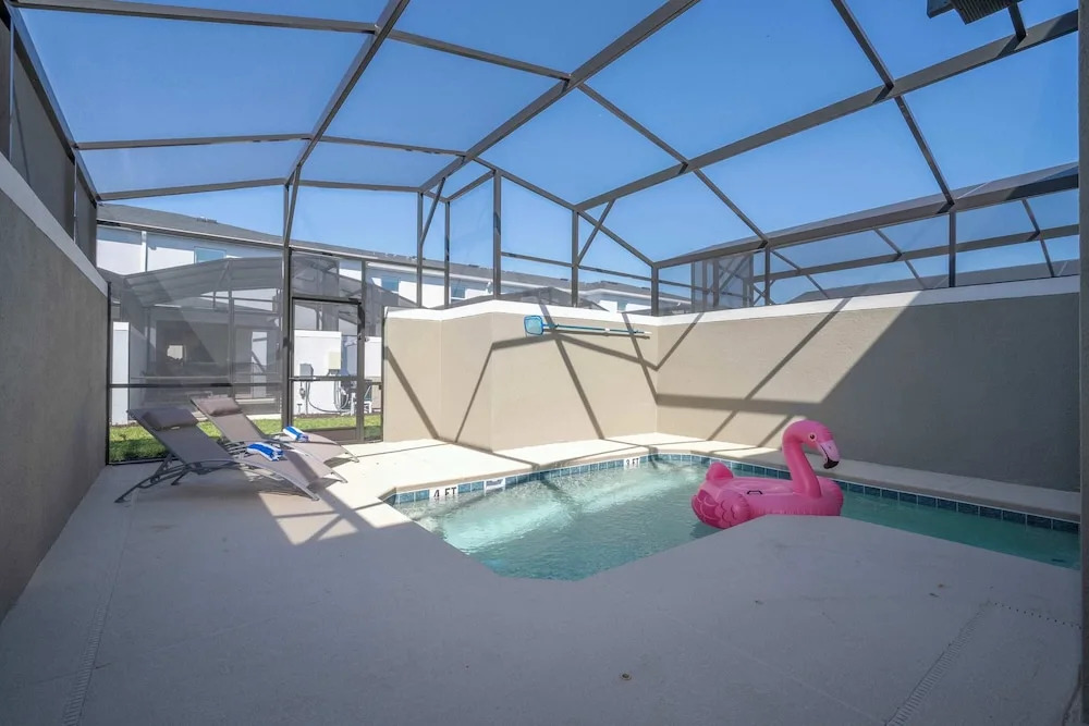 Spacious 4Bd W/ Pool & Close To Disney @ Storey Lake 2560