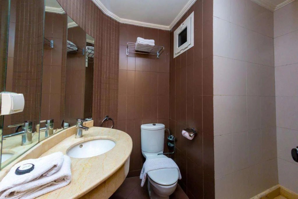 Malak Hotel