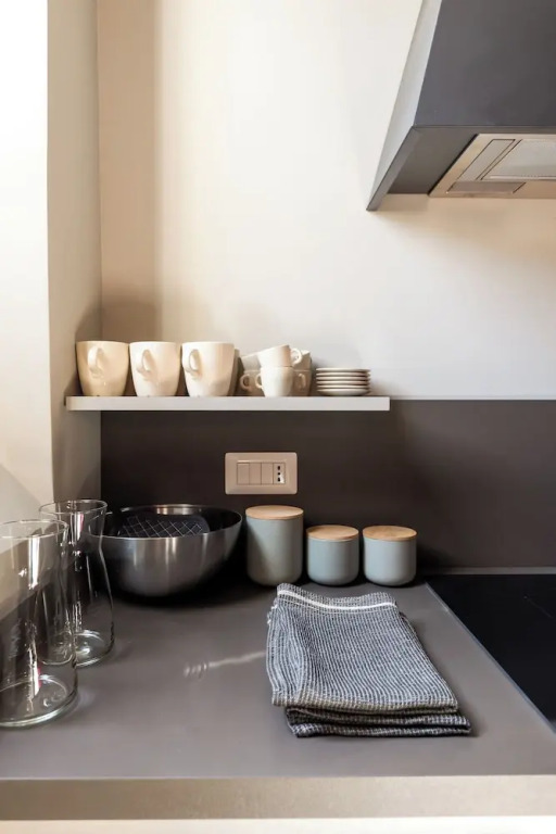 Vatican Lovely And New 2 Br Apartment
