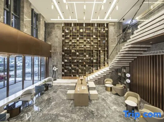 Atour Hotel Zhengzhou East Station Longzi Lake