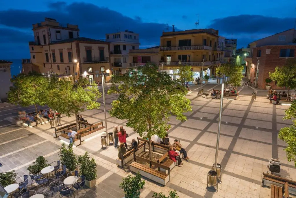 Talete, appartamento in centro a 40 mt dalla spiaggia - Pomelia