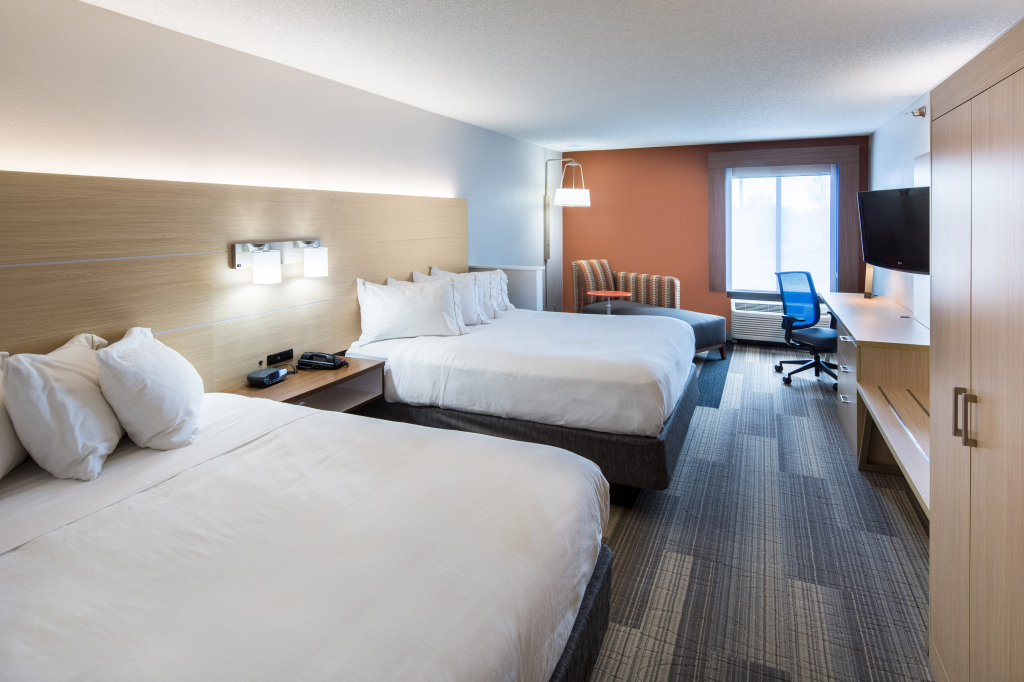 Holiday Inn Express Cedar Rapids - Collins Road by IHG
