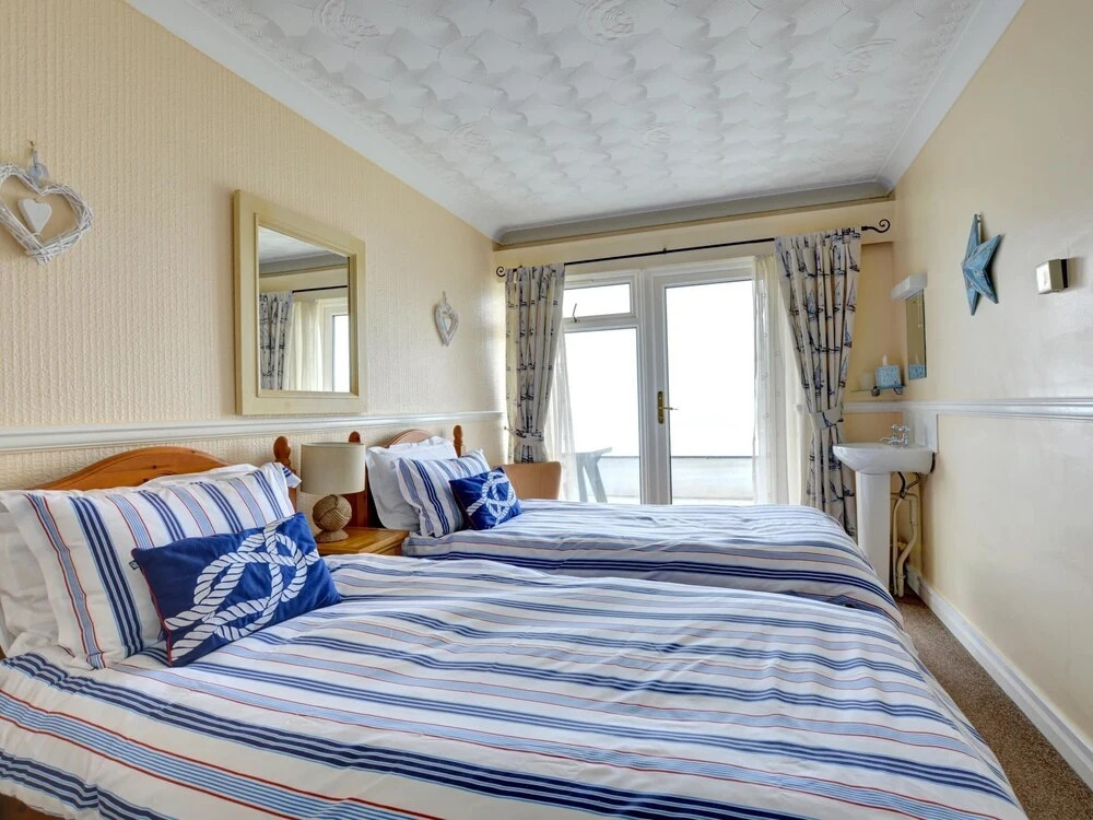 Spacious Apartment in Saundersfoot With Terrace