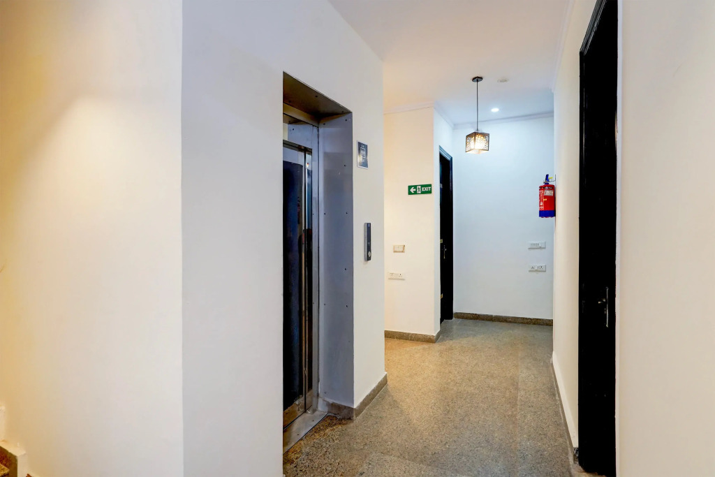 Townhouse Sector 53 Golf Course Road