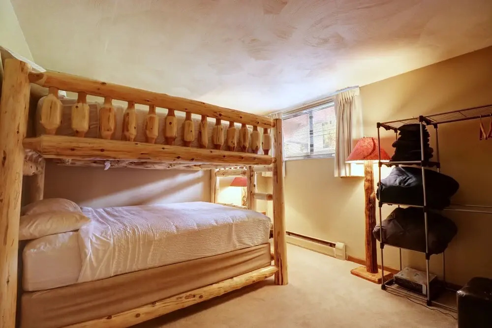 Sb102 Snowbridge 2br 2ba 3 Bedroom Condo by RedAwning