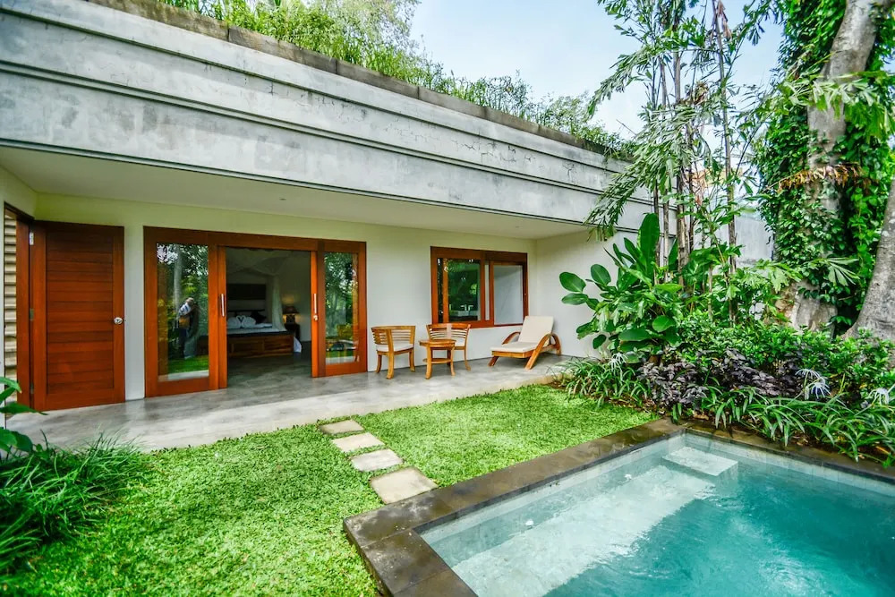 The Pandora Hotel
