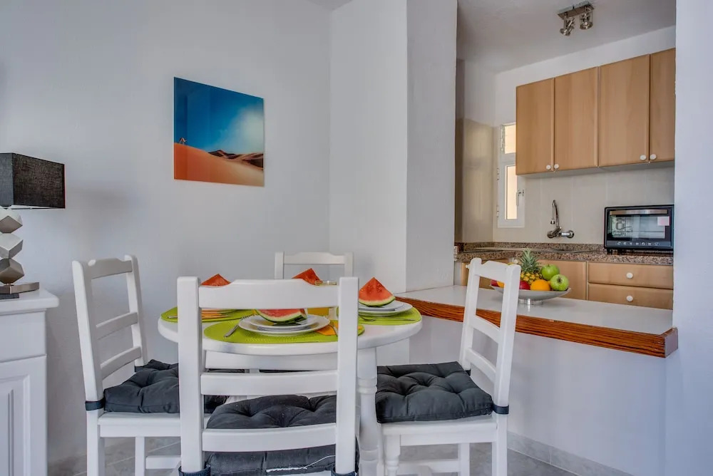 M12B. Very Central Apartment in Las Américas