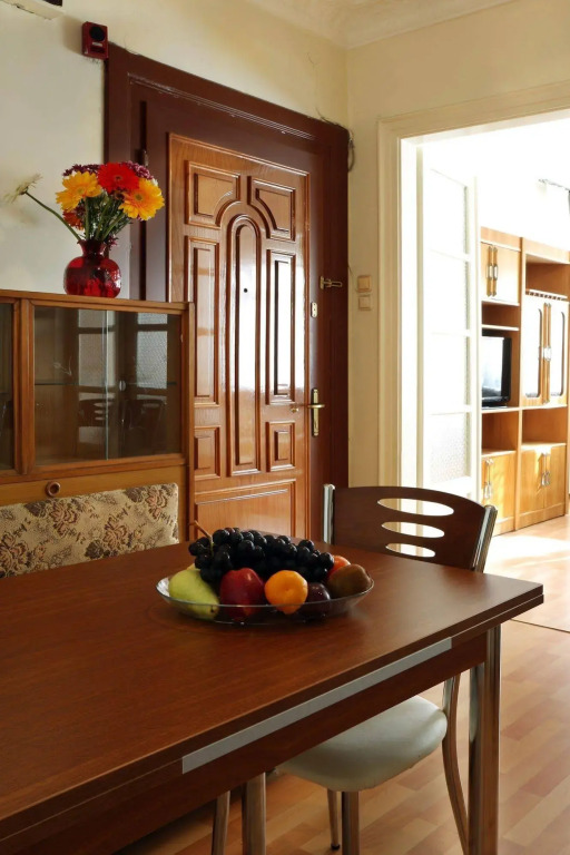 Ekim Apartments