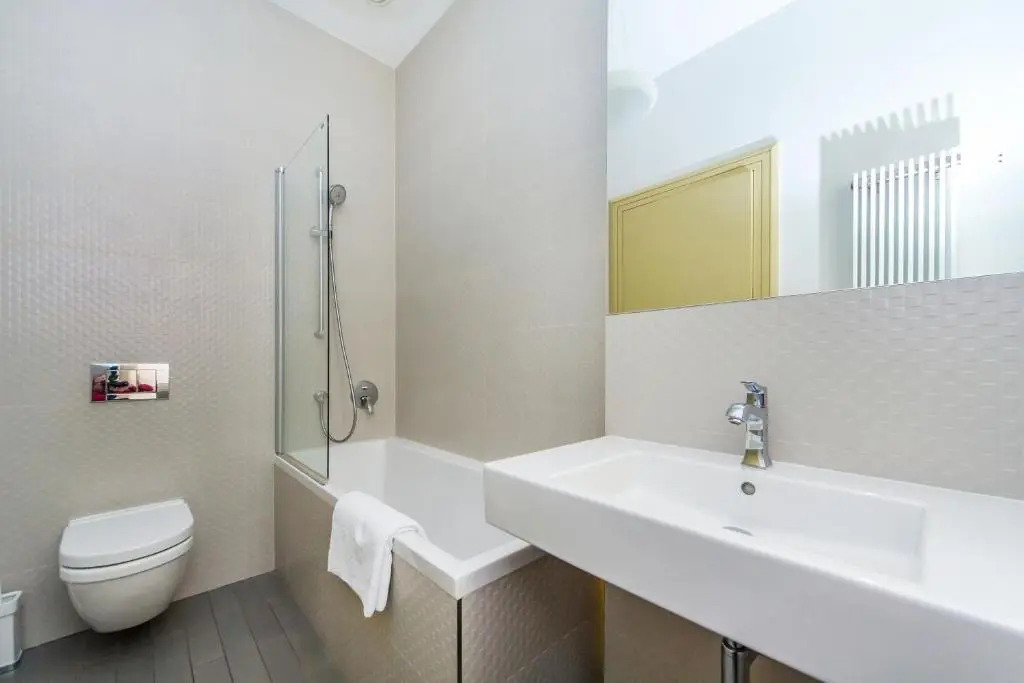 Bellevue Apartment