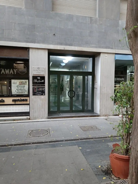 Be Coloured - Boutique Art Rooms in Naples